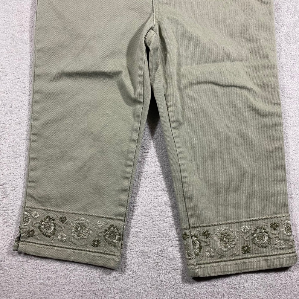 Gloria Vanderbilt Amanda Capri Women 6P Green Embroidered Hem‎ High Rise Pants - Picture 15 of 16